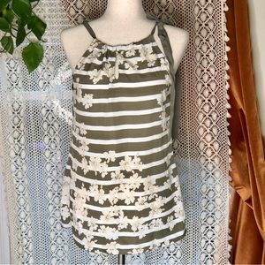 New York & Company Sage Green Striped Flower Shoulder Tie Sleeveless Blouse | XS